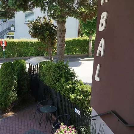 Apartment Abal